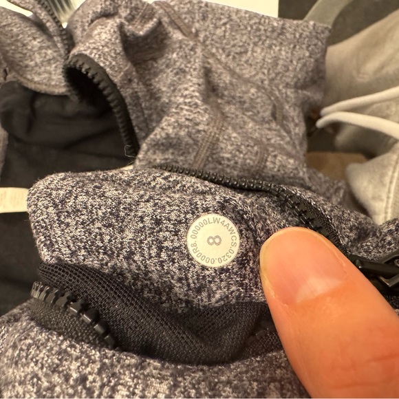 Lululemon Define jacket - Picture 4 of 4